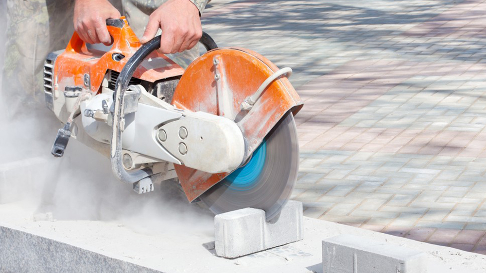 concrete-sawing